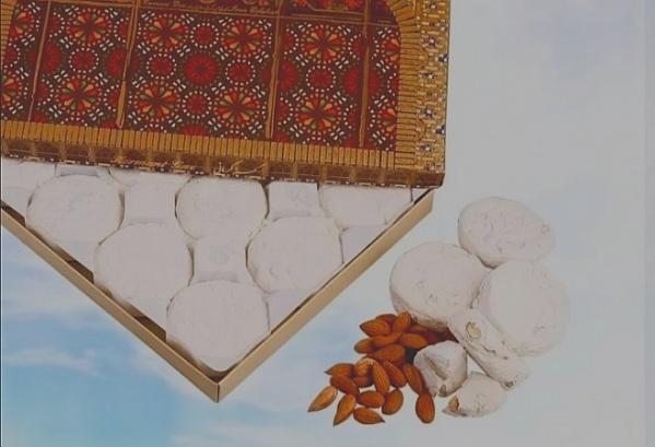 فروش گز آردی 40 درصد بادام کادویی اصفهان